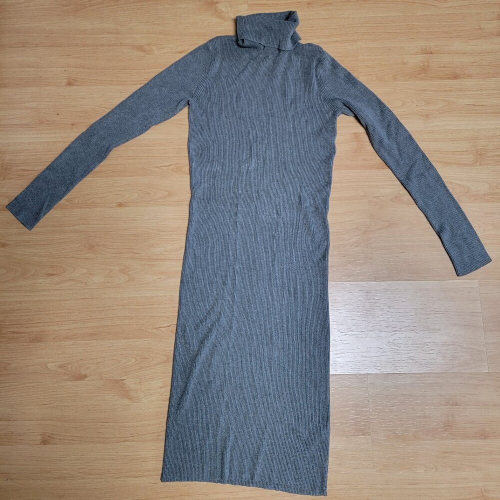 Express Gray Ribbed Turtleneck Sweater Dress Medium M Midi Bodycon Stretchy